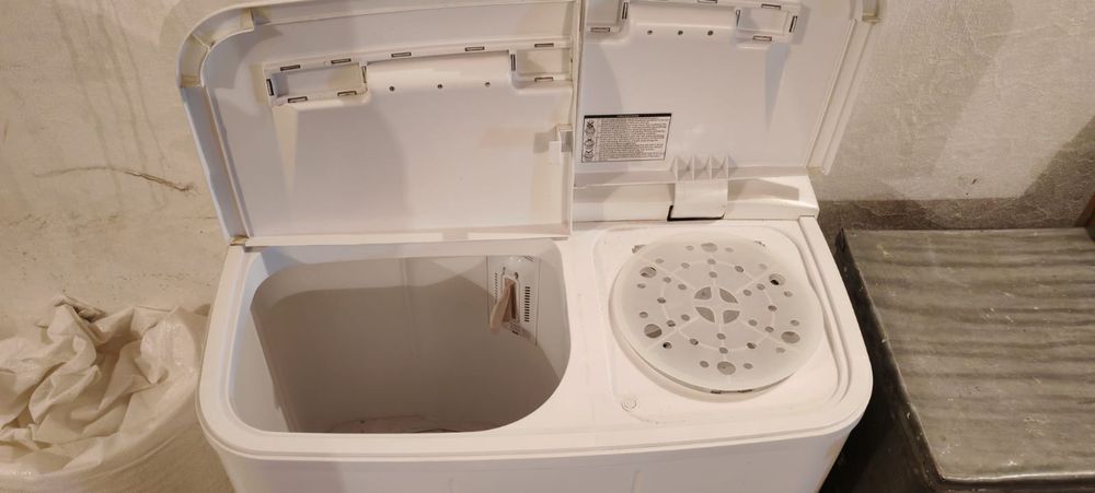 Продам полуавтомат стериальную машинку