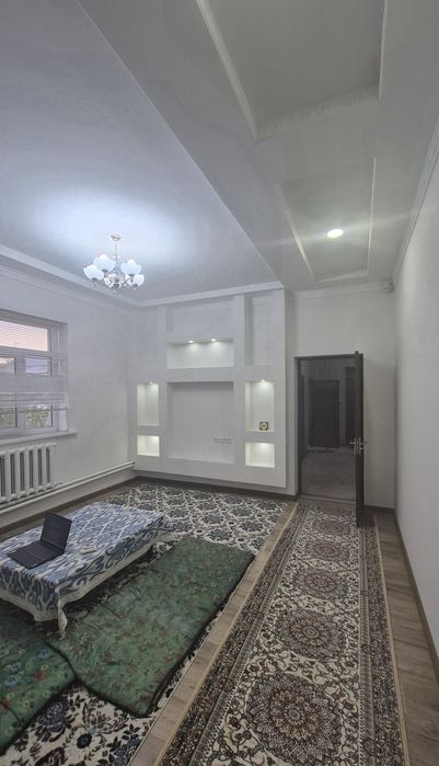 Guliston shahrida tayyor hovli