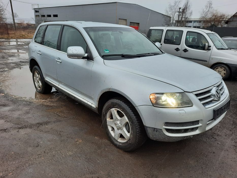 Aripa fata dreapta stanga VW Touareg 7L 2007 cod culoare LA7W