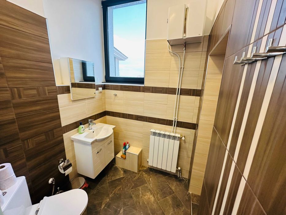 Дава се под наем Етаж от къща в Банско - 90 кв.м за 800 € - Снимка #15