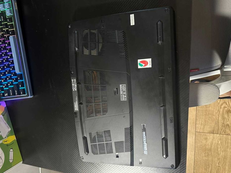 Продам ноутбук msi