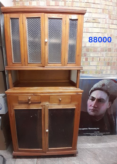 Серванты,шкафы, буфеты  Винтаж.