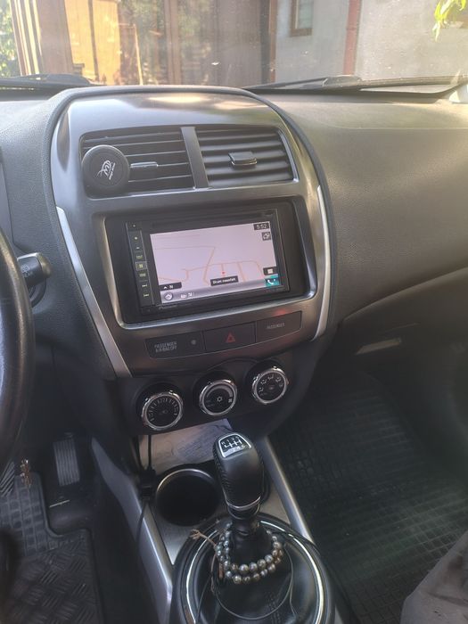 Vând Mitsubishi Asx