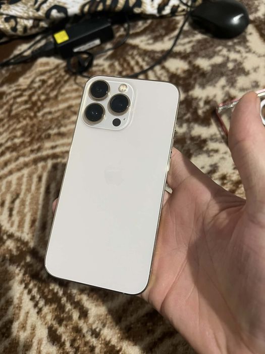 Iphone 13pro inca  în garantie!