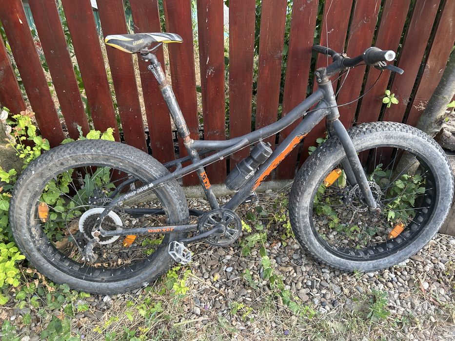Bicicleta fatbike nefolosita