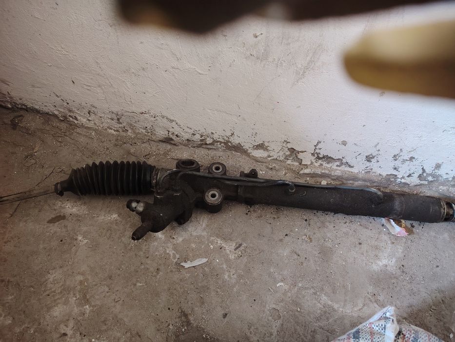 Продам рулевую рейку