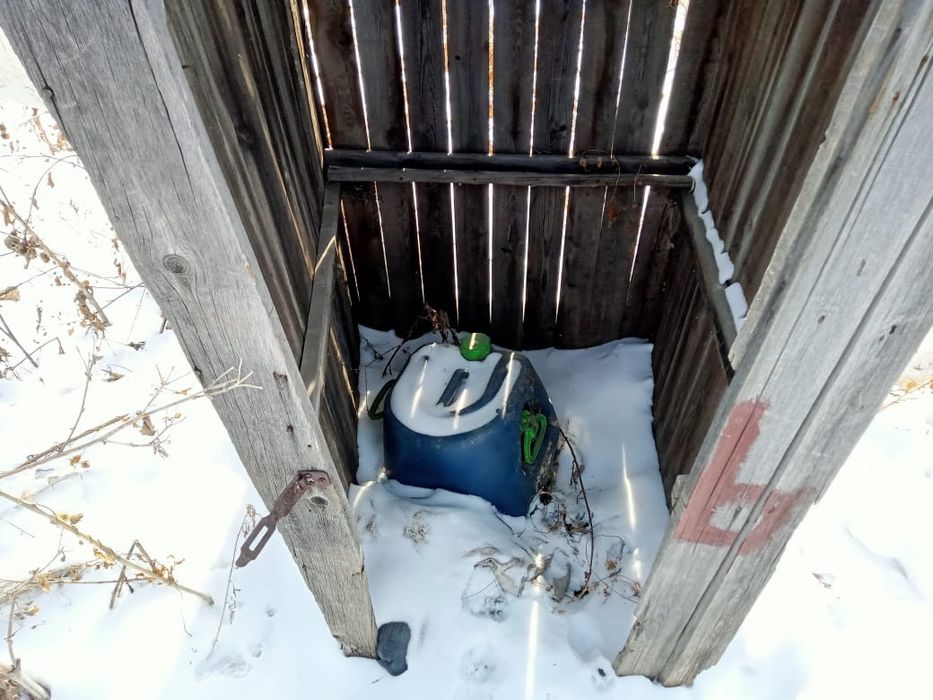 Продам дачу по КрасноЯр трассе . 10 соток