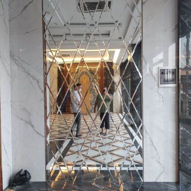 Тошойна зеркала Ромбик