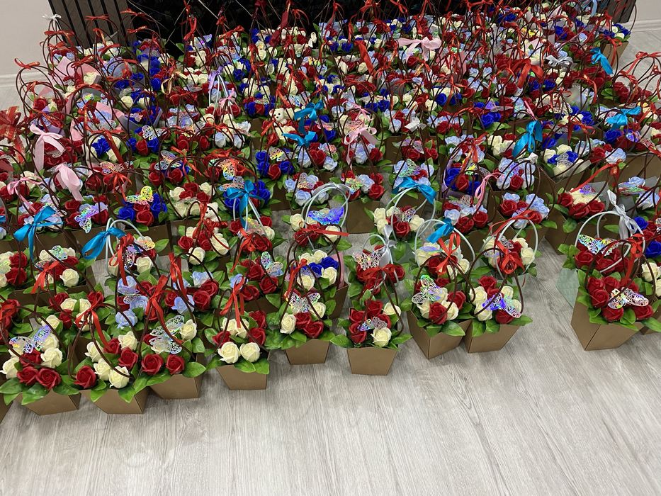 Мыльные розы цветы