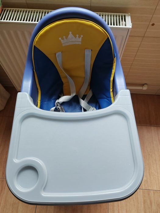 Vând scaun de masă bebe