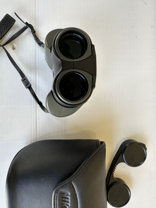 Nikon Eaglewiev 8x24x25 superzoom