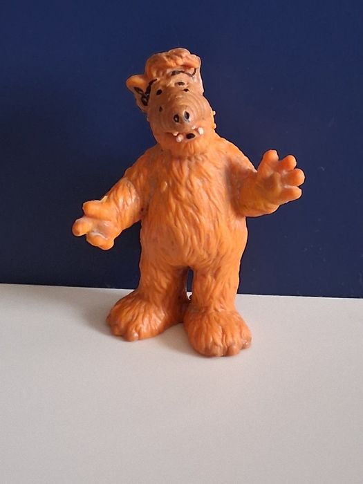 ЛОТ Стари Фигурки Алф Мики Маус от Соца