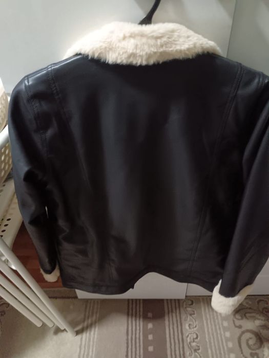 Дублёнкм на девочек новая