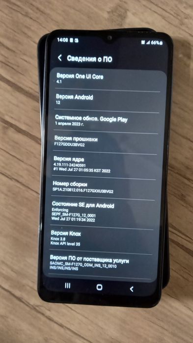 Samsung F12 сотилади