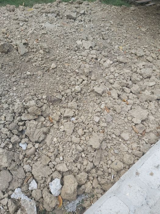 Primesc pamant de umplutura