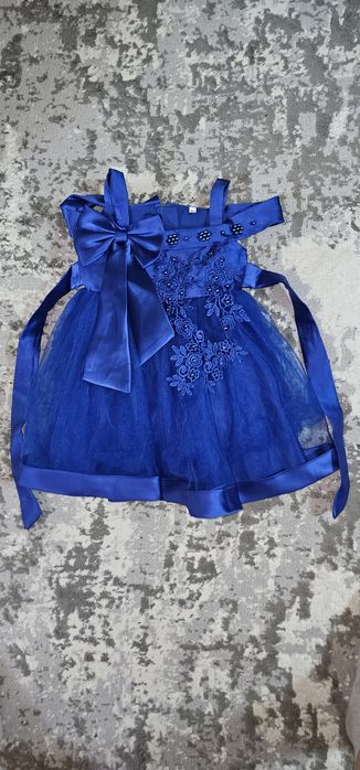 Платье на девочку