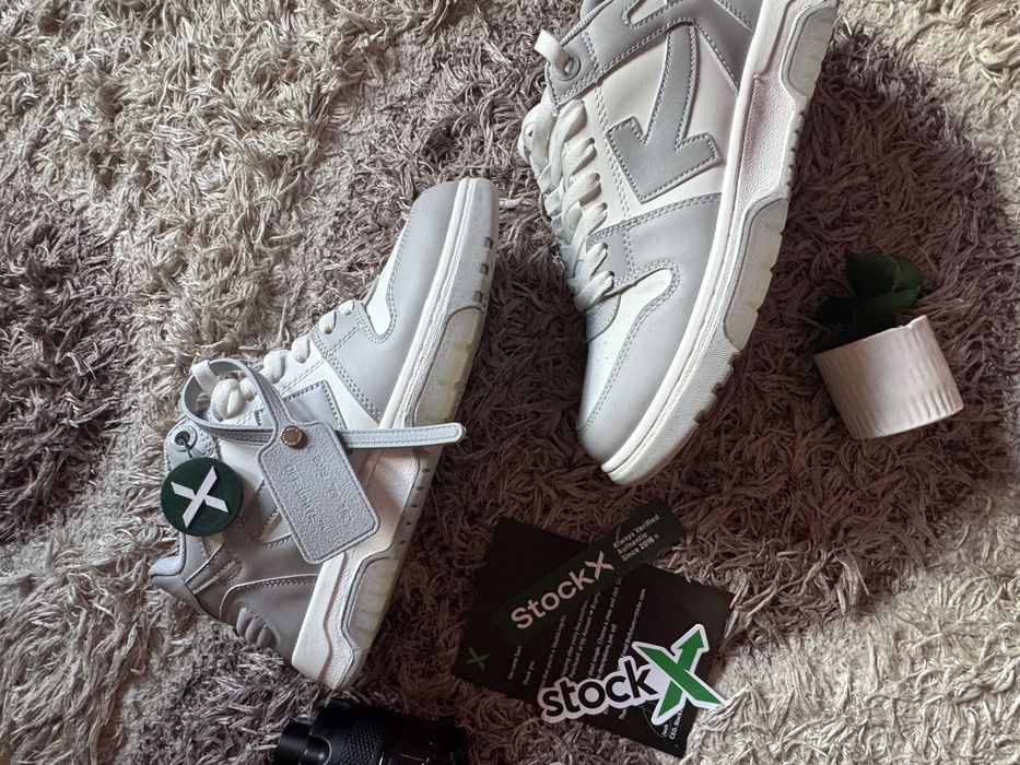 Off white gri noi