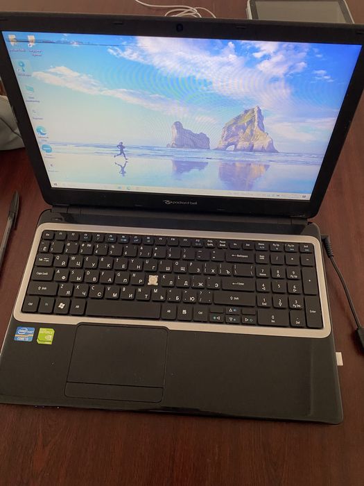 Продам ноутбук Packard Bell