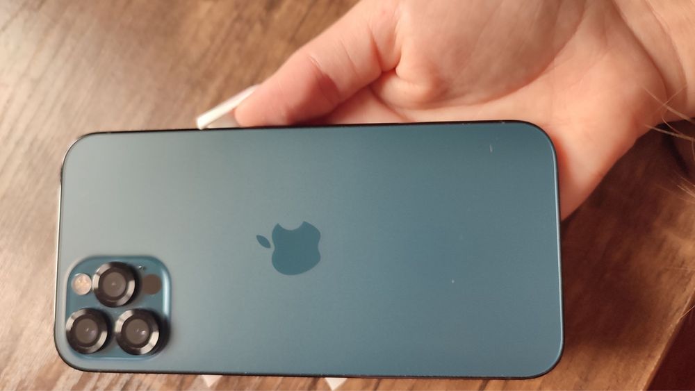 Sotiladi: iphone 12pro 128Gb LL/A