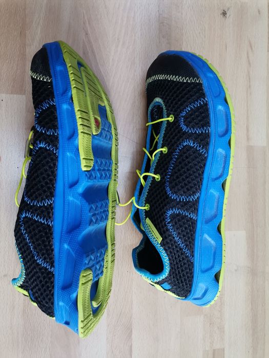 Adidași alergare Salomón marimea 38 puțin folosiți