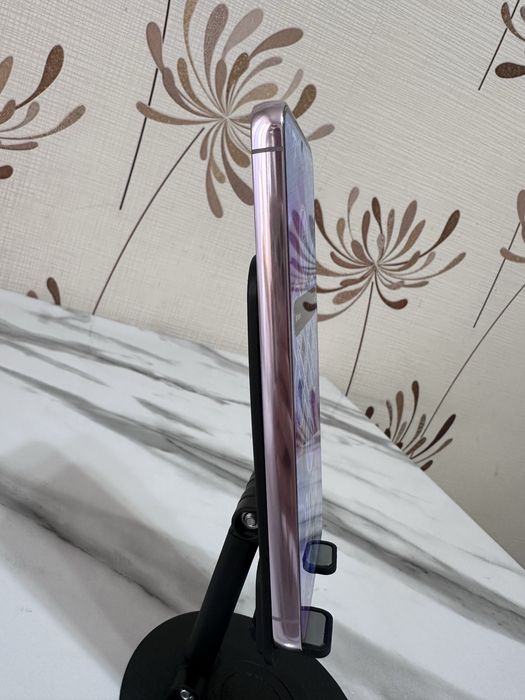 Samsung S23    8/256