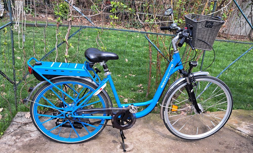 Vând bicicleta cu motor sachs