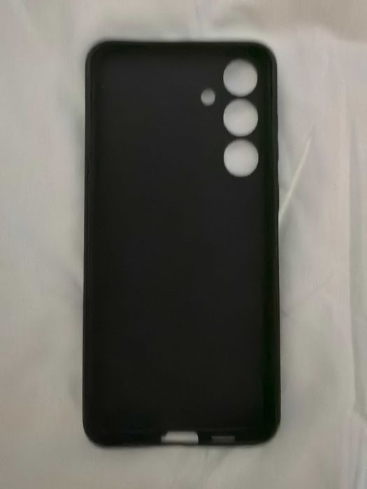 Samsung Galaxy S24 + калъф за 8 ЕВРО