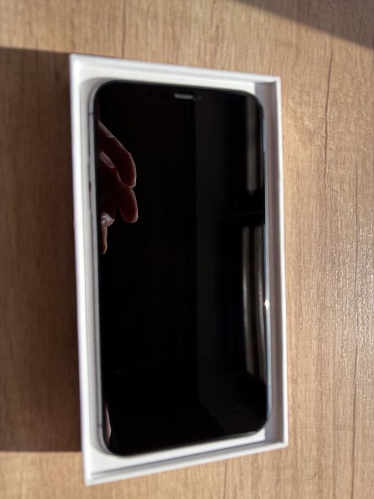 iPhone 11  128GB Black
