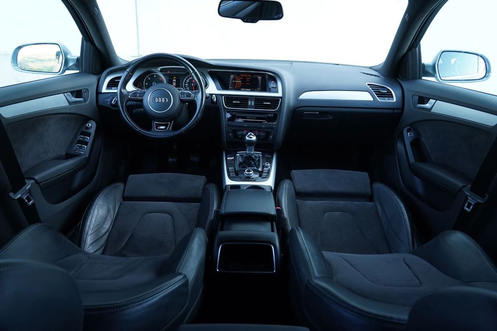 Audi A4 Avant S-line • Bi-xenon • Euro 6 • 2.0 TDI