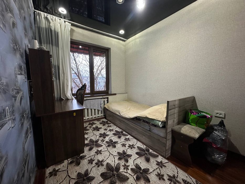 Мирзо Улугбек ( Феруза)