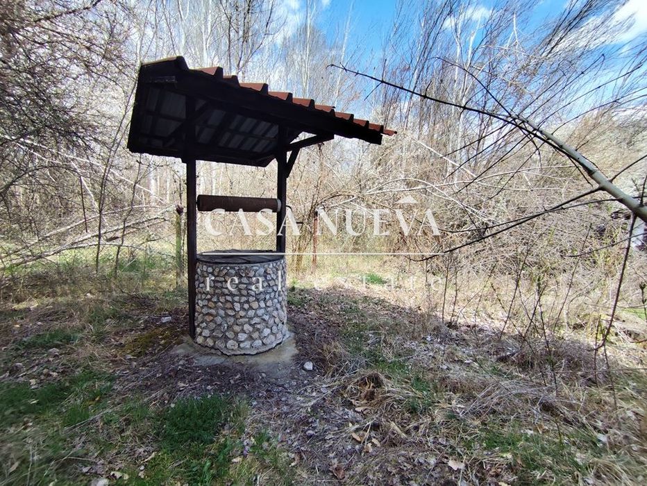 Къща в с.Реяновци, гр.Трън