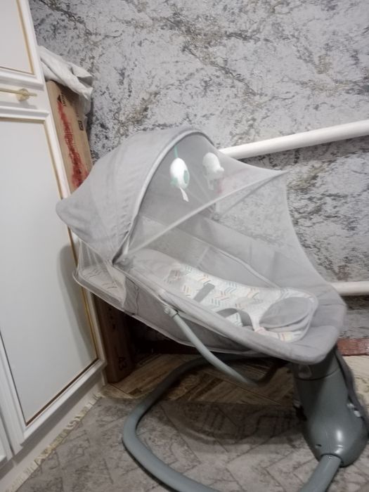 Продам шезлонг маятник