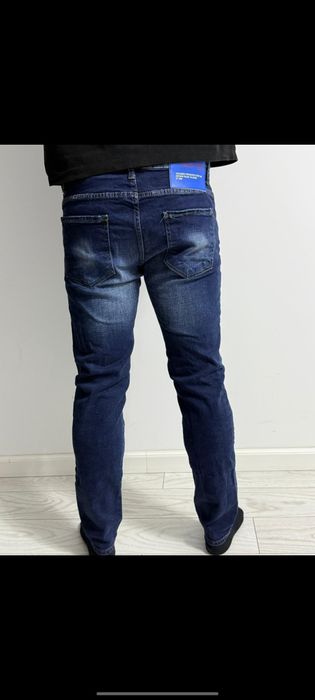 Blugi Dsquared noi
