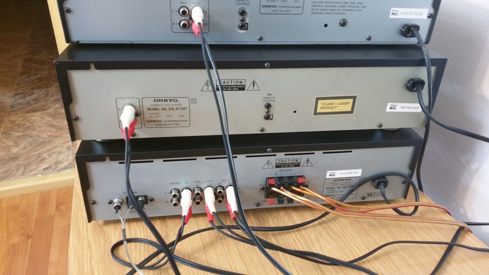 Linie audio Onkyo TX-7700