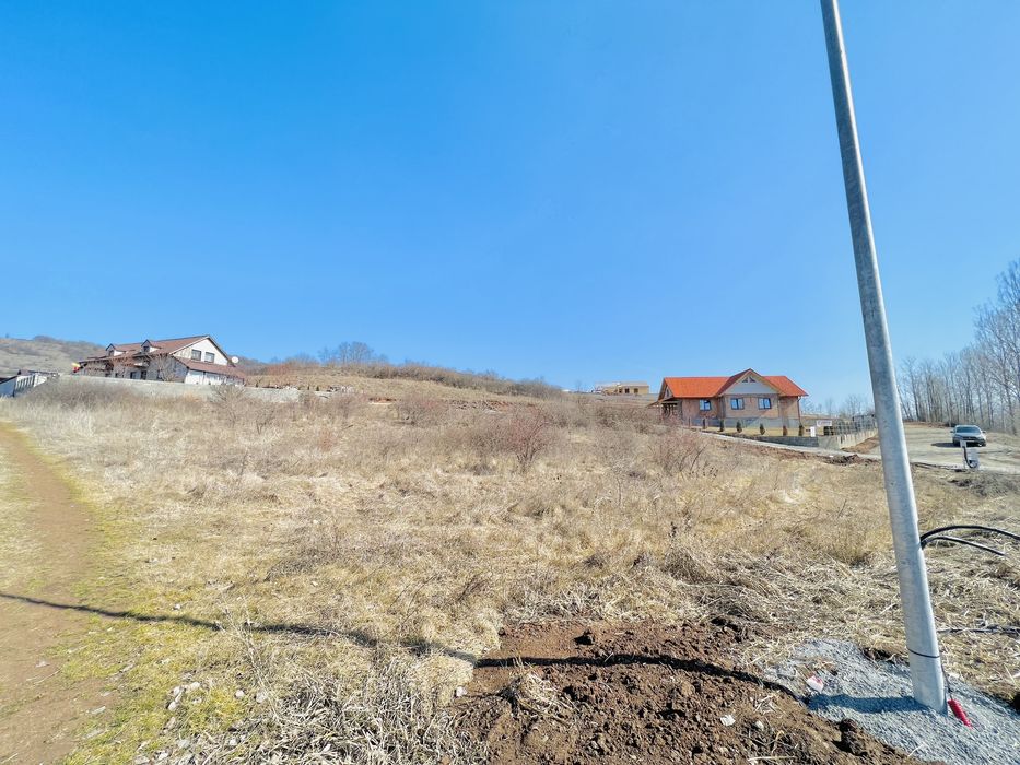 Teren cu toate utilitatile, in Teleac/ Ciugud, 7km de Centru Alba