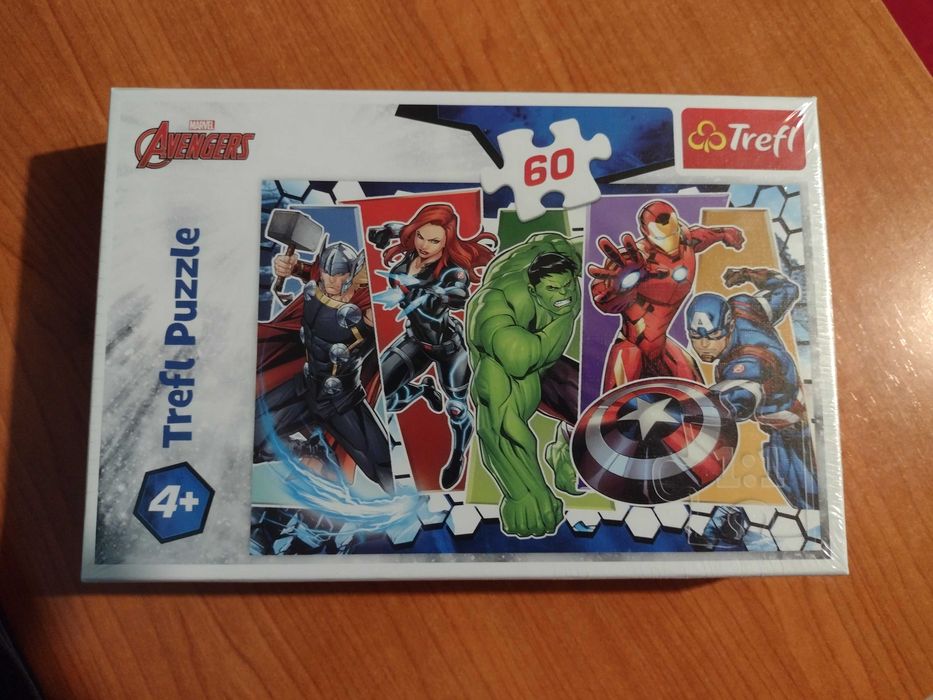 Puzzle avangers 60 piese , sigilat nou