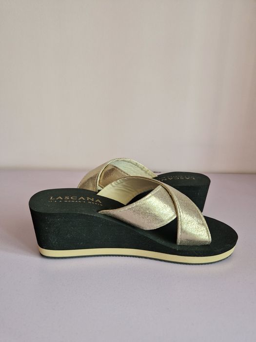 Летни чехли Lascana