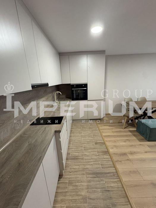 Дава се под наем Тристаен апартамент в Варна, Младост 1 - 113 кв.м за 1000 € - Снимка #3