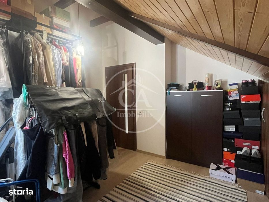 Casă P+subpantă cu 4 camere de vânzare în Cartierul Tineretului,Oradea