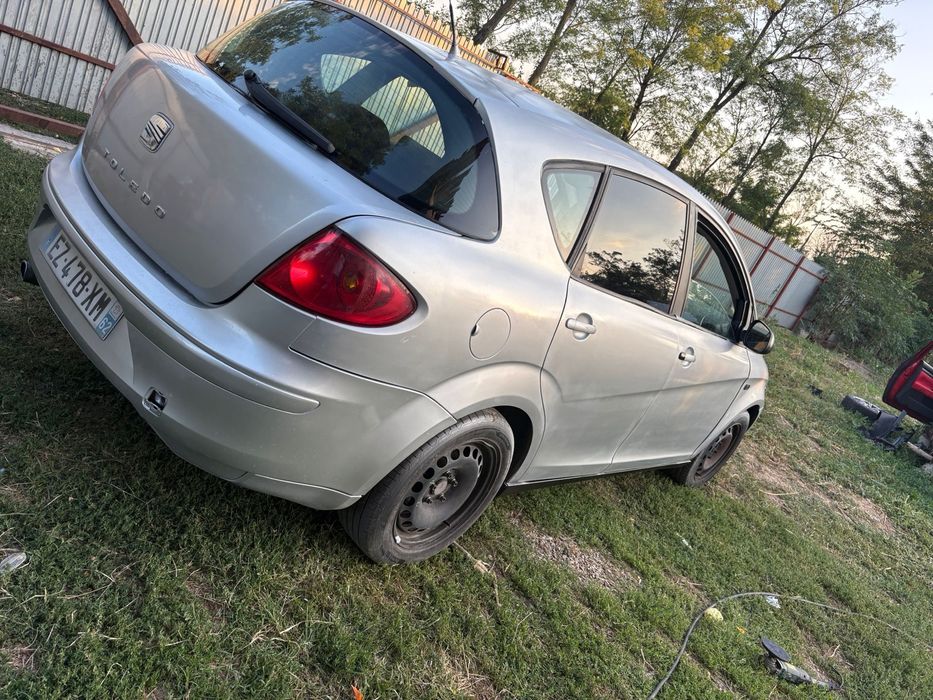 Vand sau schimb Seat Toledo 2008