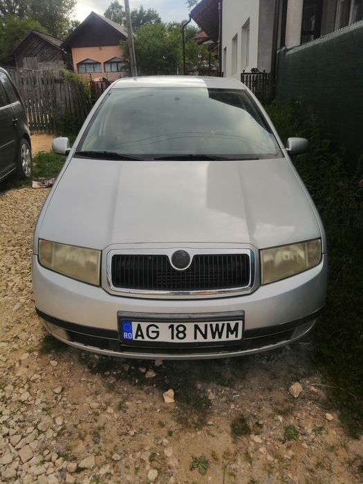 Vând Skoda Fabia 1.4i