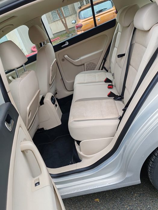 De Vânzare VW Golf 6 plus 1.4 TSI 160 cp Automat DSG
EURO 5
Benzina
MO