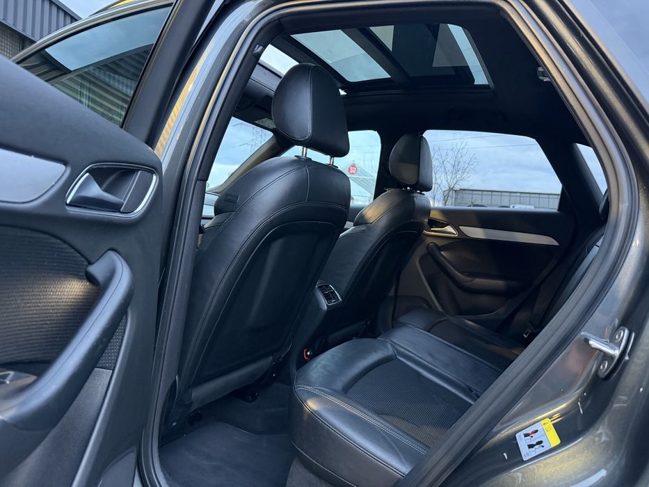 Audi Q3 “ S-Line , Quattro “ 2.0 TDI 177cp S-Tronic TOP