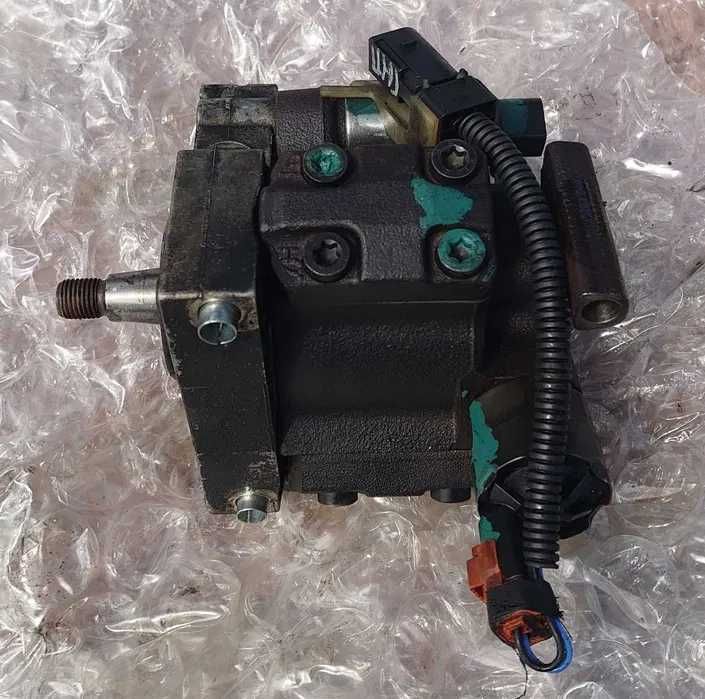 Продсвам горивна помпа за пажо 407 купе, 2.7 битурбо.