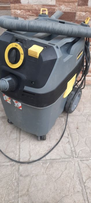 Karcher nt35/1  Професионална Прахосмукачка Сухо Мокро Строителство