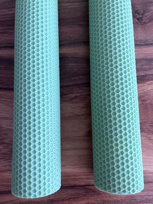 Set 2 lumanari ceara albine cununie / botez culoare verde