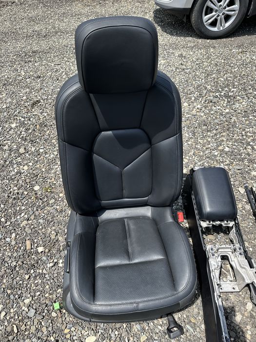 Interior piele Porsche Macan 95B