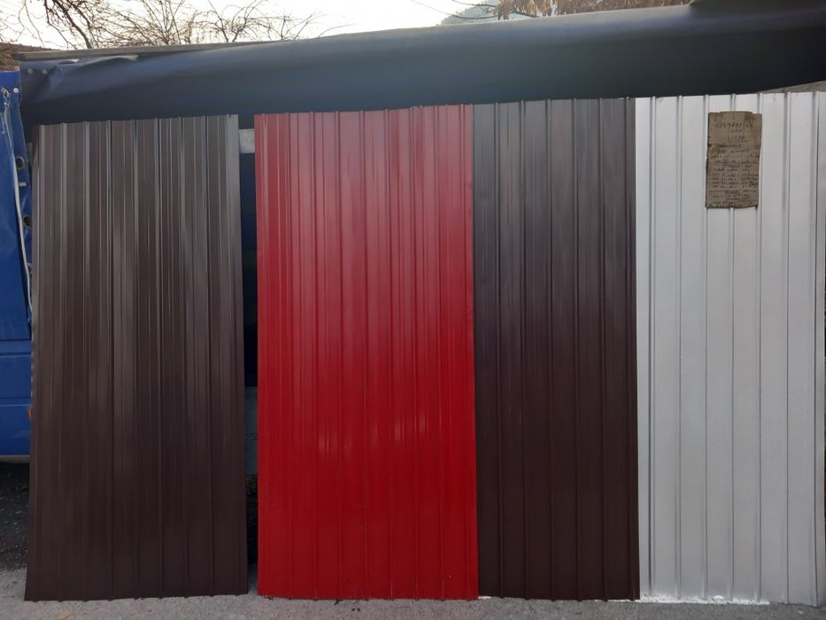 Vând tabla cutată color vișiniu sau maro și zincata