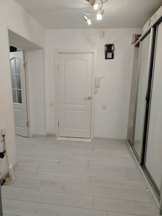 Продам квартиру напротив Локомотива