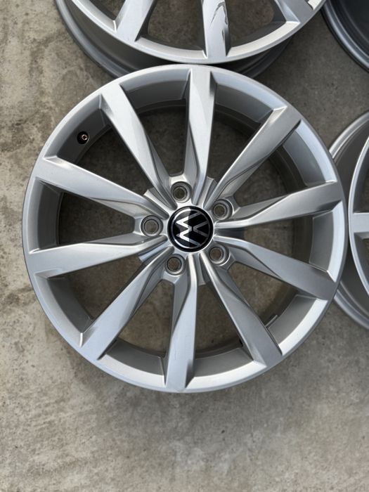 Jante originale VW Golf 6 7 R17 Dijon 5x112 5G0601025K 6J ET48